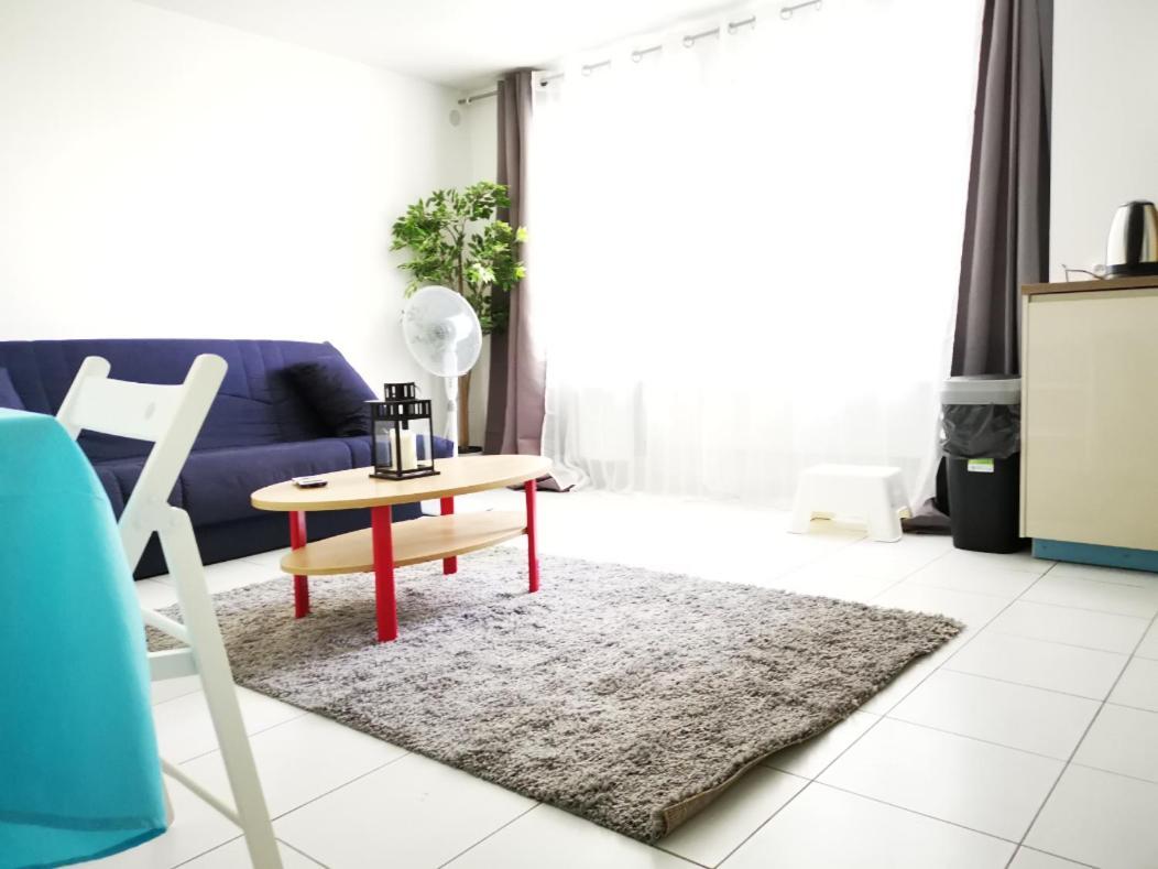 Studio De Charme, 30' Paris, 5' Evry, 10' Orly Ris-Orangis 외부 사진