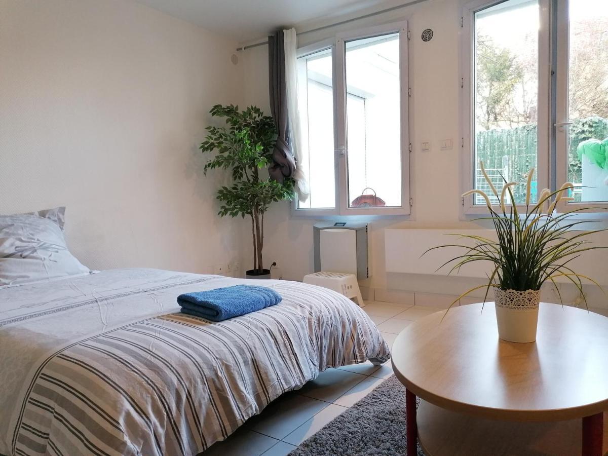 Studio De Charme, 30' Paris, 5' Evry, 10' Orly Ris-Orangis 외부 사진